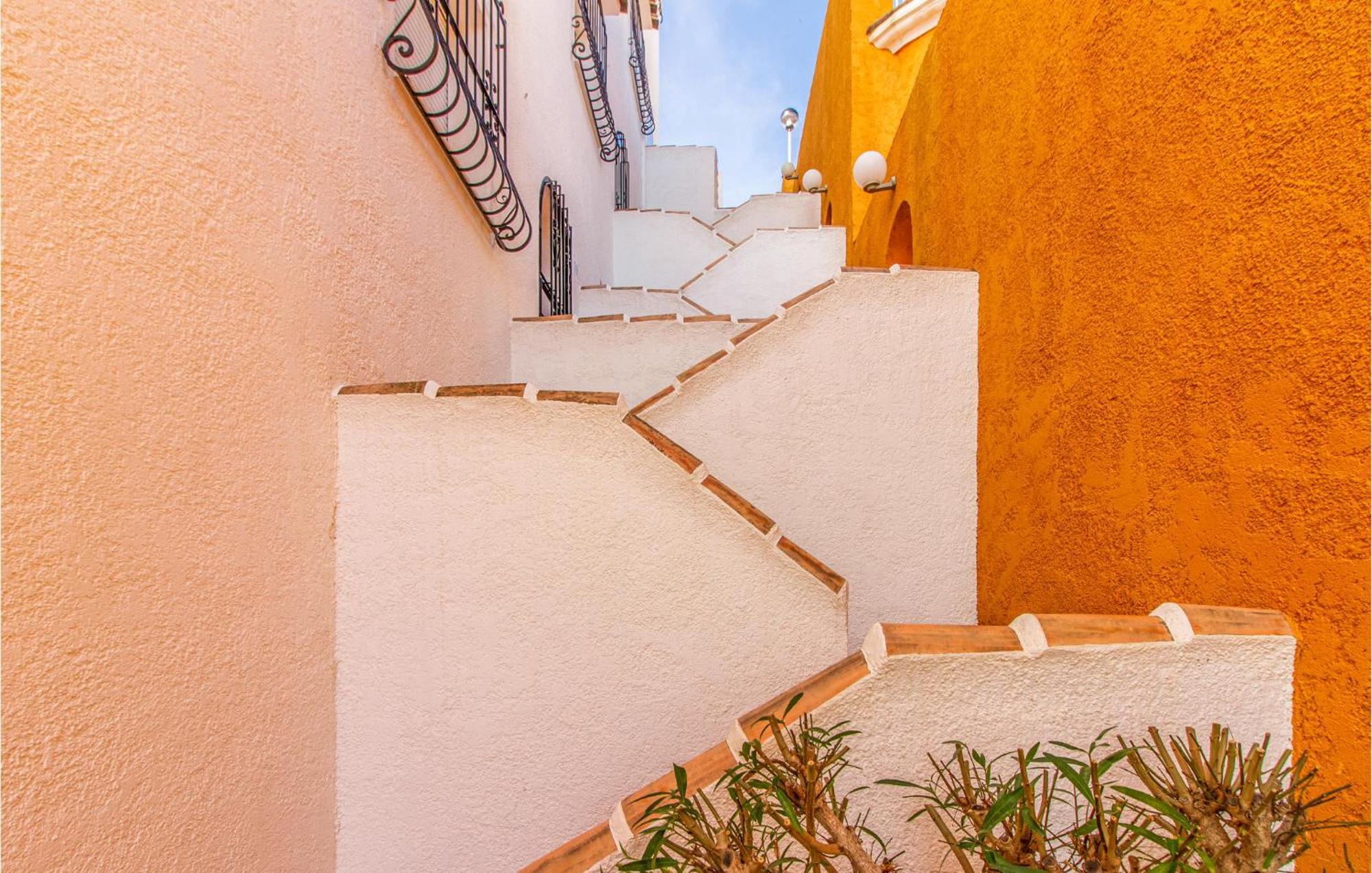 Nice Apartment In Cumbre Del Sol With Wifi Exterior photo